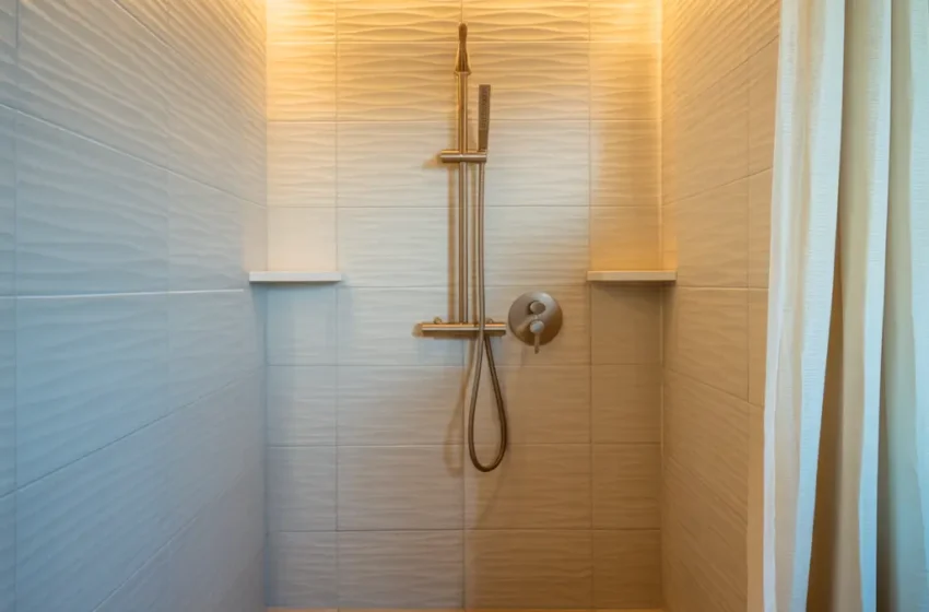  15 Inspiring Bathroom Shower Tile Ideas for Cozy Spaces