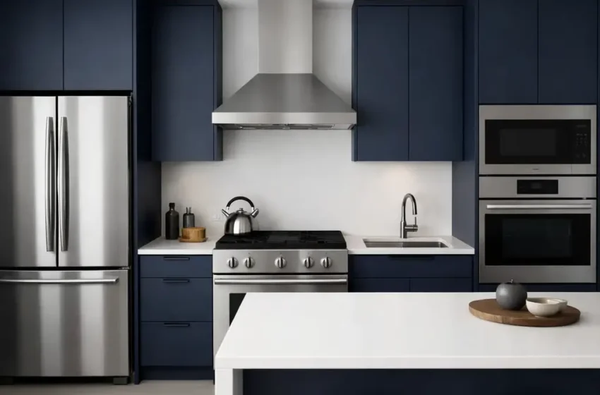  10 Stunning Kitchen Ideas with Navy Blue Cabinets